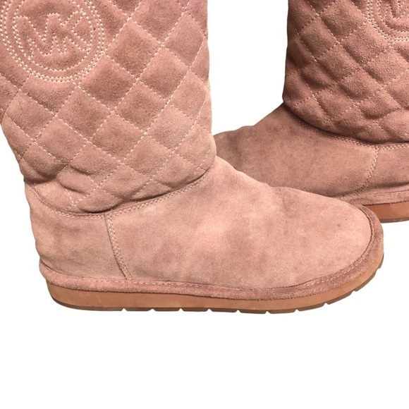 MICHAEL KORS WINTER SANDY DUSTY ROSE QUILTED SHEARLING LOGO TALL BOOTS WOMEN’S 8 - Picture 3 of 12